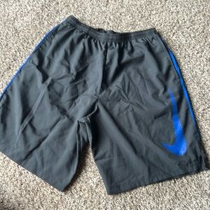 Men’s grey and blue Nike dri fit shorts